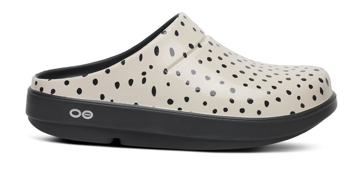 Women's OOcloog Limited Edition Clog - Pebble